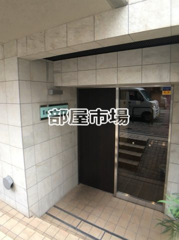 アイルイムーブル浅草のエントランス