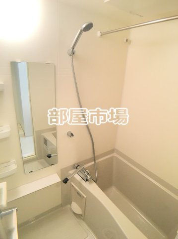 アイルイムーブル浅草の浴室
