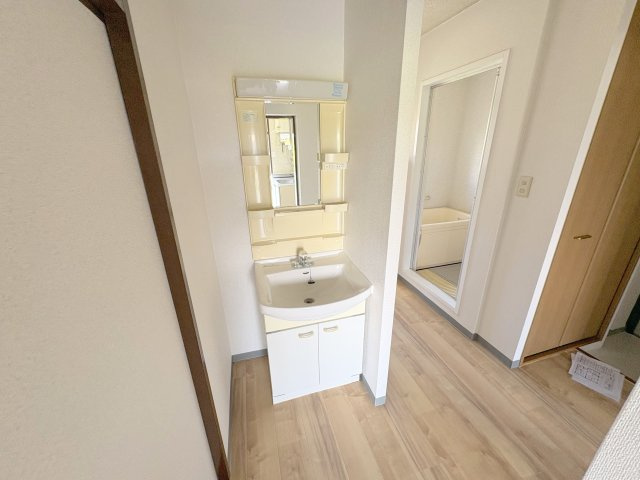中登美第二団地B12号棟のその他