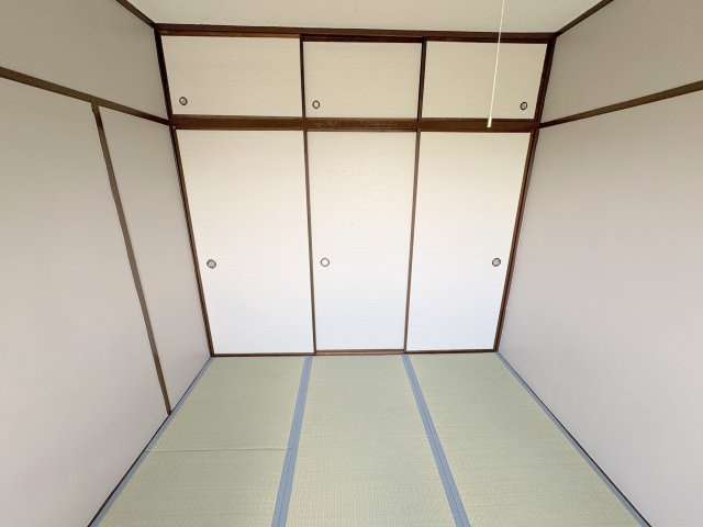 中登美第二団地B12号棟の和室