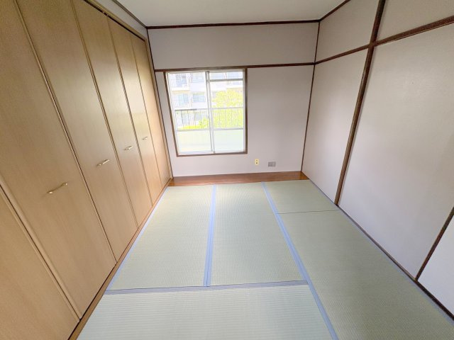 中登美第二団地B12号棟の和室