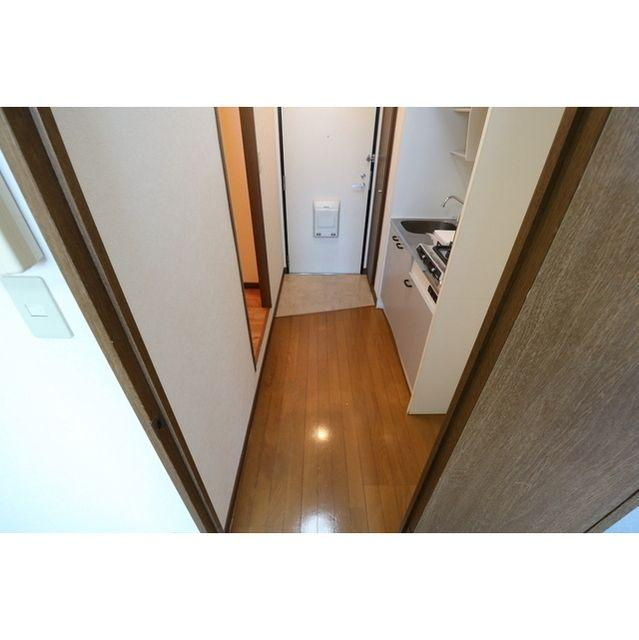 アンプルール 茨木の玄関|毎日通る玄関はこちらです