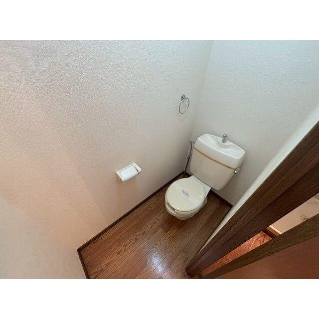 アンプルール 茨木のトイレ|コンパクトで使いやすいトイレです