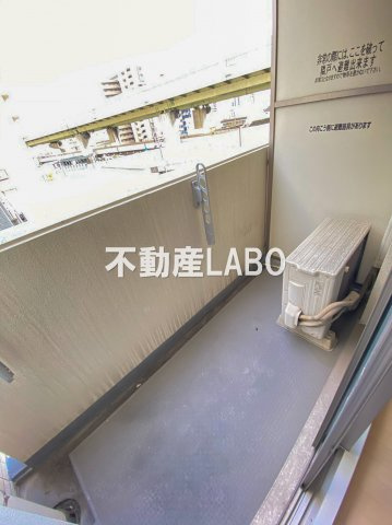 ジュネーゼみなと弁天町のバルコニー