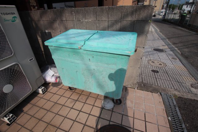 【設備】 | エスティライフ富田林 | 室内洗濯機置場