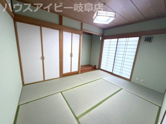 【和室】 | 岐阜市萱場南！パナホーム施工の軽量鉄骨造中古住宅築25年！リフォーム済み！ゆったり20帖のLDK♪ | 岐阜市萱場南！パナホーム施工の軽量鉄骨造中古住宅築25年！リフォーム済み！ゆったり20帖のLDK♪

