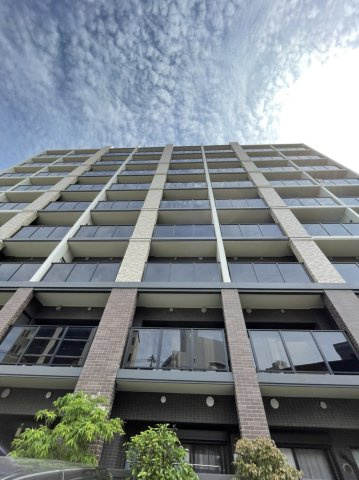 福岡市南区塩原４丁目の賃貸マンションの外観