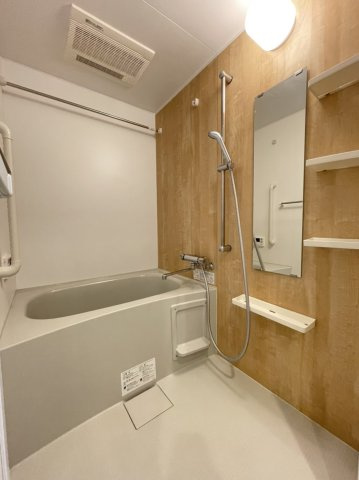 福岡市南区塩原４丁目の賃貸マンションの浴室