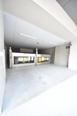 【駐車場】 | セレニテ神戸元町プリエ
