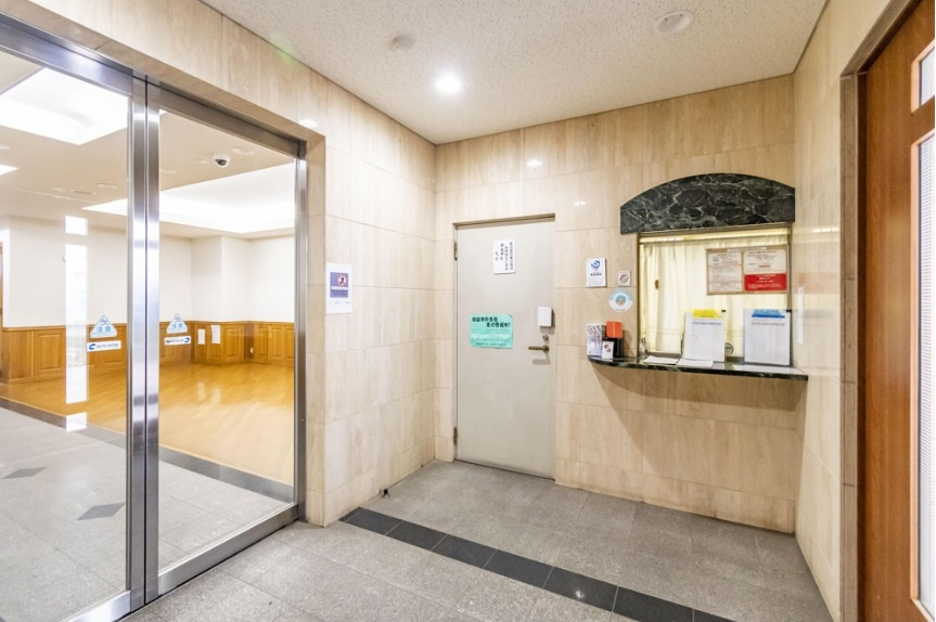 カテリーナ池袋西プラザタワーのエントランス|山手線「池袋」駅徒歩１３分！ペット飼育可能な平成１３年築の耐震基準適合マンション、カテリーナ池袋西プラザタワーは即日現地案内可能となっておりますので、お気軽にお問い合わせください！