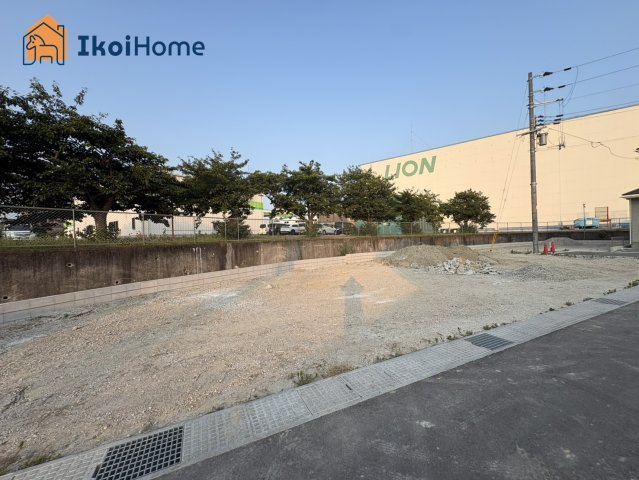 明石市魚住町西岡　全8区画H号地　土地の前面道路含む現地写真|交通量が少ないので静かです。小さなお子様がいるご家庭はご安心できると思います。