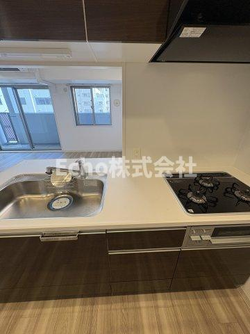 プレサンス心斎橋レヨンのキッチン