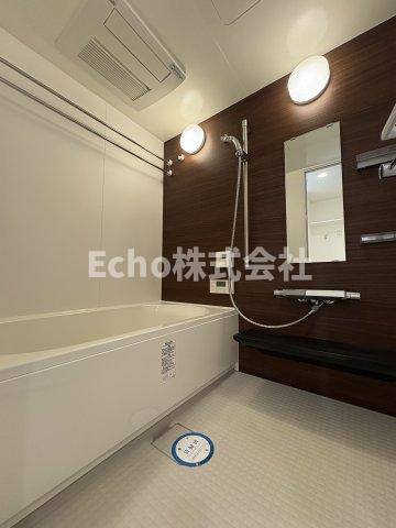 プレサンス心斎橋レヨンの浴室