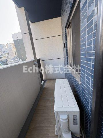 プレサンス心斎橋レヨンのバルコニー