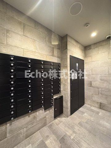 プレサンス心斎橋レヨンのエントランス