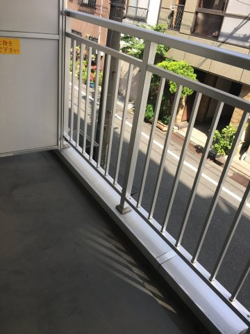 ビーカーサ隅田桜橋のバルコニー