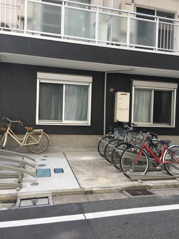ビーカーサ隅田桜橋の駐車場