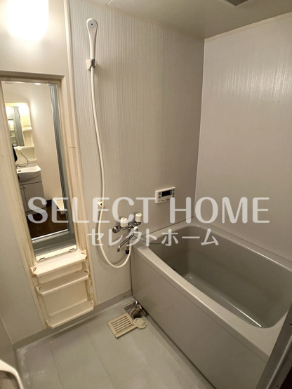 【浴室】 | サンタプレイス岡崎 | コンパクトで使いやすいお風呂です