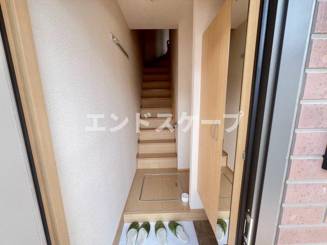コンフォール奏の玄関|高崎、前橋、伊勢崎エリアのお部屋探しはエンドスケープまで！お客様の理想お聞かせ下さい♪