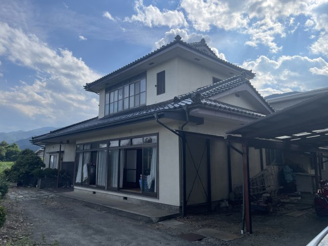 伊那市西春近　中古住宅