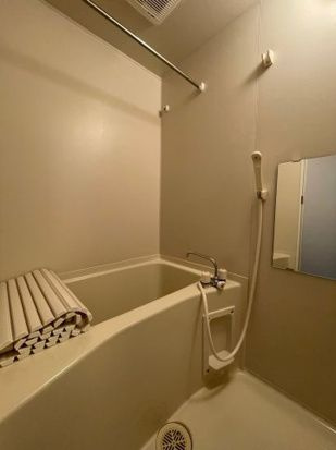 グラントゥルース東十条の浴室