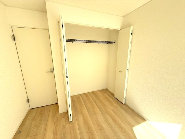 クレイドルガーデン前橋市富士見町時沢第11　1号棟（平屋）の収納|【イメージ写真】洋室1収納です
