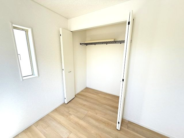 クレイドルガーデン前橋市富士見町時沢第11　1号棟（平屋）の収納|【イメージ写真】洋室2の収納スペースです