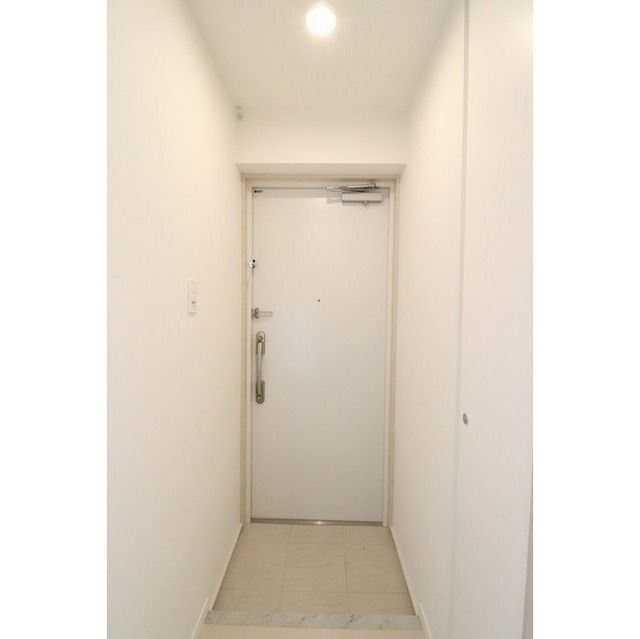 Ｎａｎｐｅｉｄａｉ　ＨｉｌｌＴｏｐ　Ｈｏｕｓｅの玄関