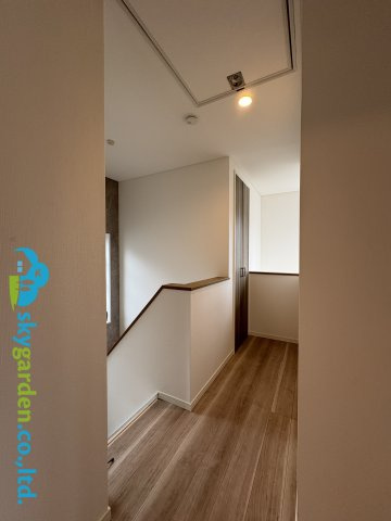 藤沢市大鋸　中古戸建の内装|2階の廊下