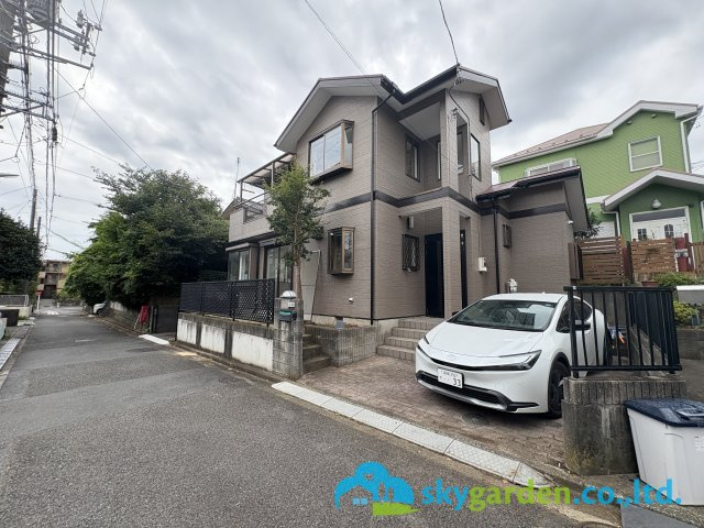 藤沢市大鋸　中古戸建の前面道路含む現地写真|閑静で落ち着きある住宅地