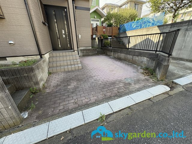 藤沢市大鋸　中古戸建の駐車場|駐車スペースもあります