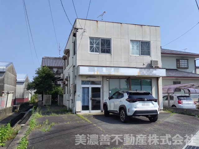 ６７２６１　岐阜市北鶉4丁目倉庫・事務所・居宅