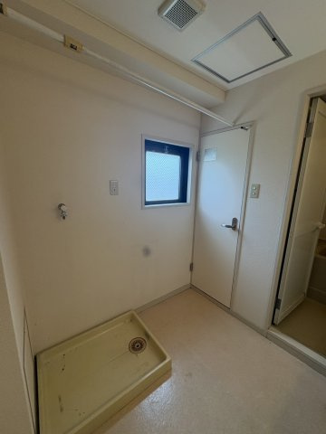 室内洗濯機置き場