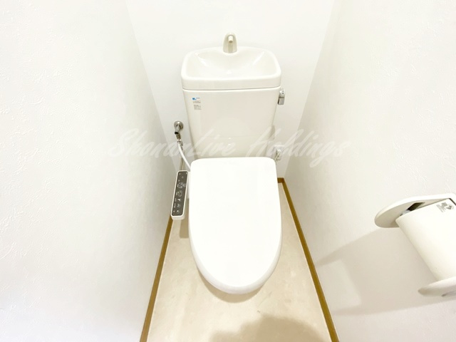 藤沢市湘南台５丁目の賃貸マンションのトイレ|清潔感のあるトイレです