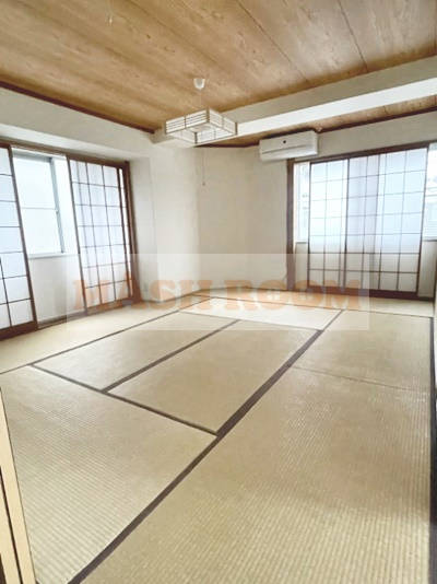 都立家政秋元ビルの和室