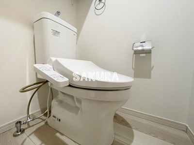 【トイレ】 | ハーミットクラブハウスGW戸塚町 | 落ち着いた色調のトイレです♪