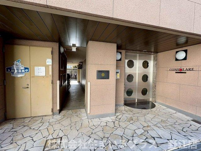 コンソラーレ東野田のエントランス