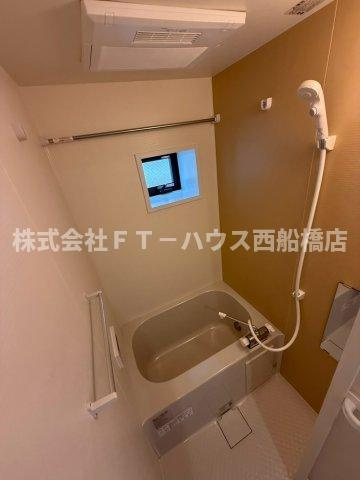 ＭＥＬＬＡＳ浦安の浴室