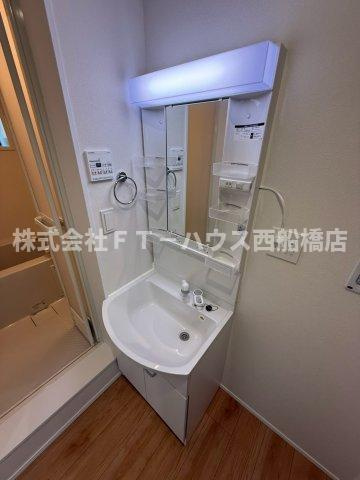 ＭＥＬＬＡＳ浦安の洗面所
