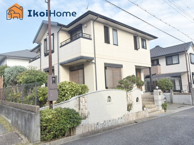 神戸市西区桜が丘中町６丁目　中古戸建のバルコニー|●年中無休：当日予約可●一戸建ての多いエリア、静かで落ち着いた雰囲気です！