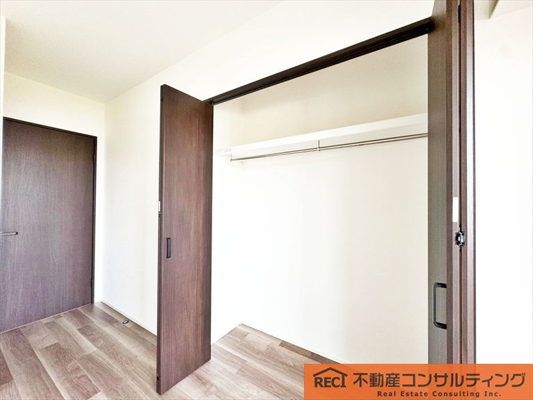 コート甲子園南　4番館の収納