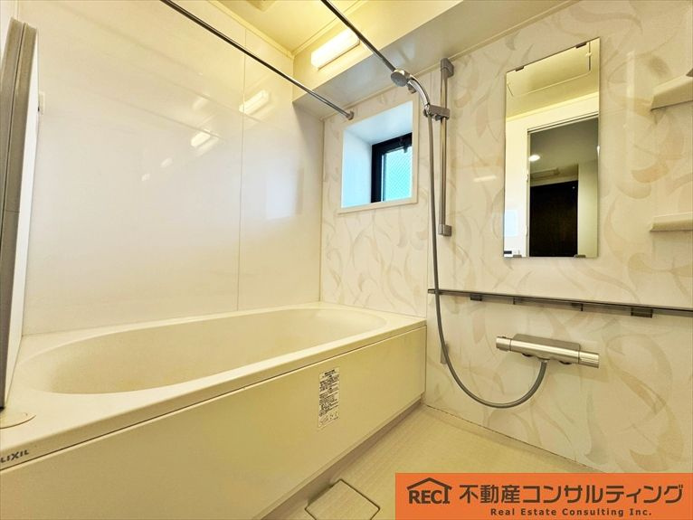 コート甲子園南　4番館の浴室