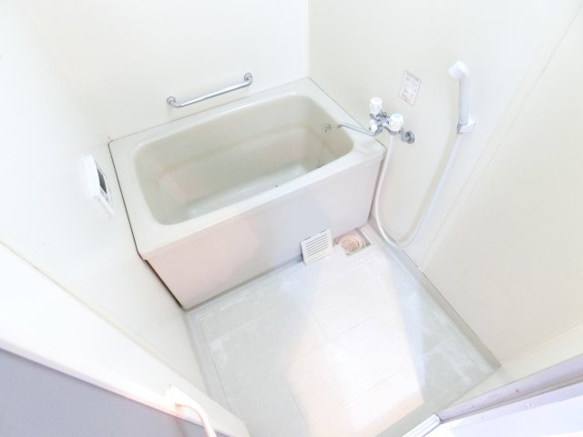ブランミュール陶器の浴室