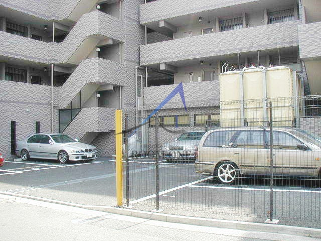サンパティークの駐車場|駐車場です。
