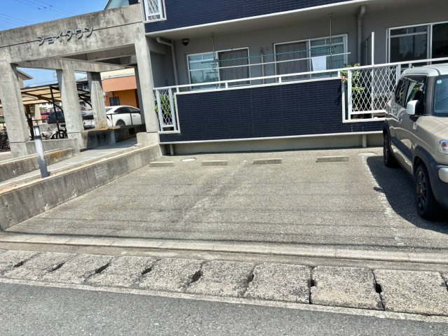 ジョイタウンの駐車場