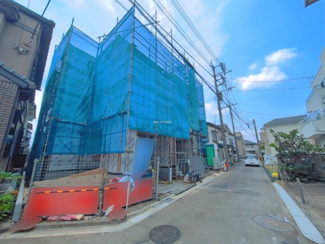ふじみ野市上福岡３丁目の新築一戸建の前面道路含む現地写真