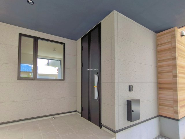 ふじみ野市上福岡３丁目の新築一戸建の玄関