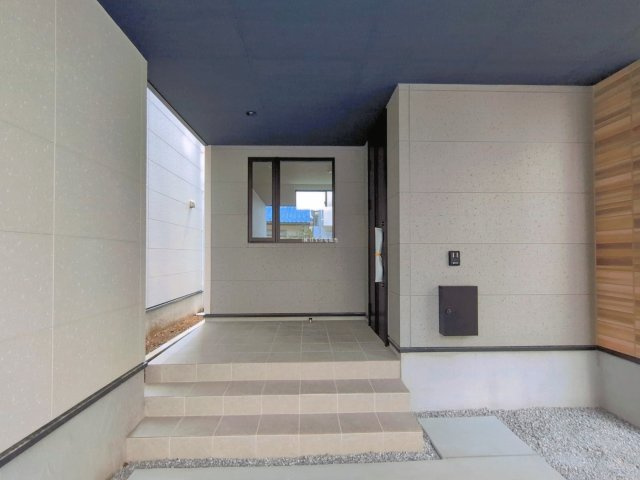ふじみ野市上福岡３丁目の新築一戸建の玄関