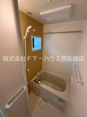 ＭＥＬＬＡＳ浦安の浴室