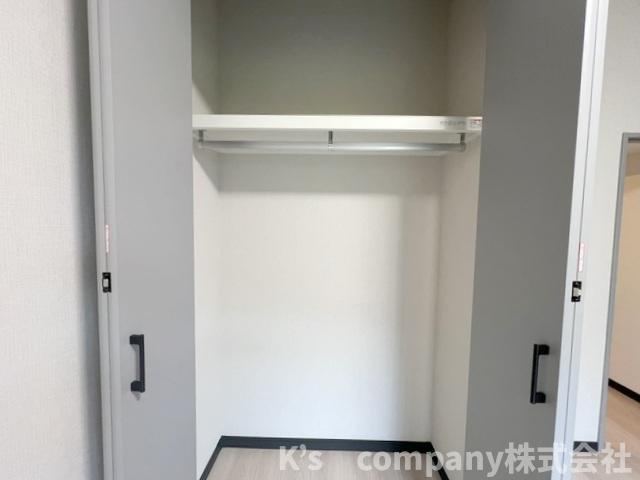 茅ヶ崎市茅ヶ崎　パークタウン茅ヶ崎6号棟の収納|洋室5.3帖の収納スペース◇